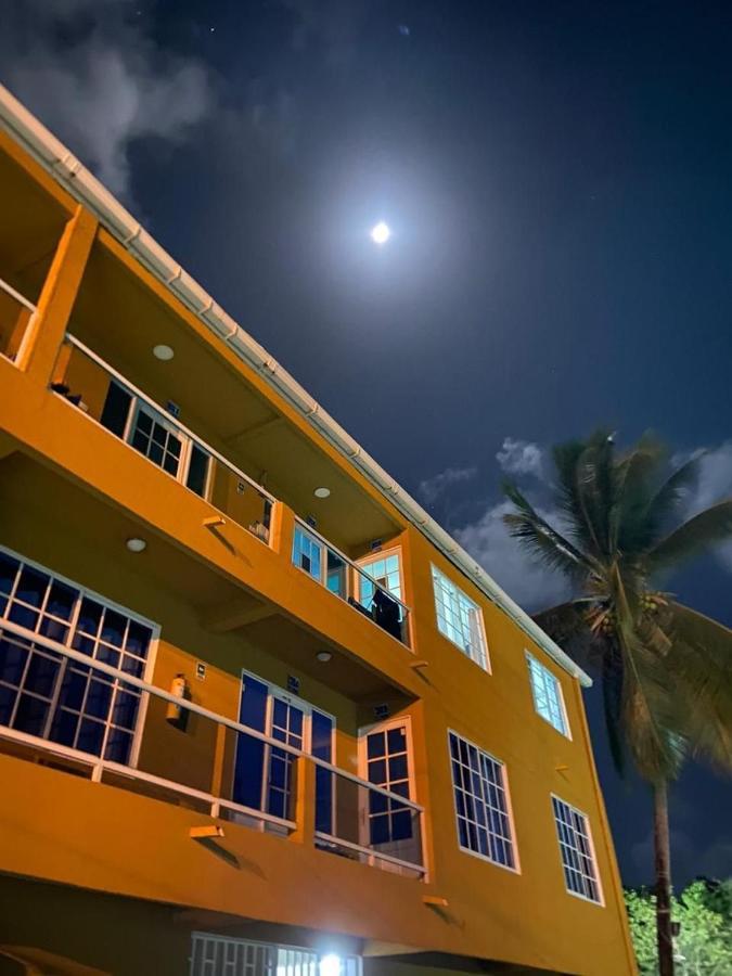 Sea Life Apartamentos En Via Principal Centro Y San Luis San Andrés Exterior foto