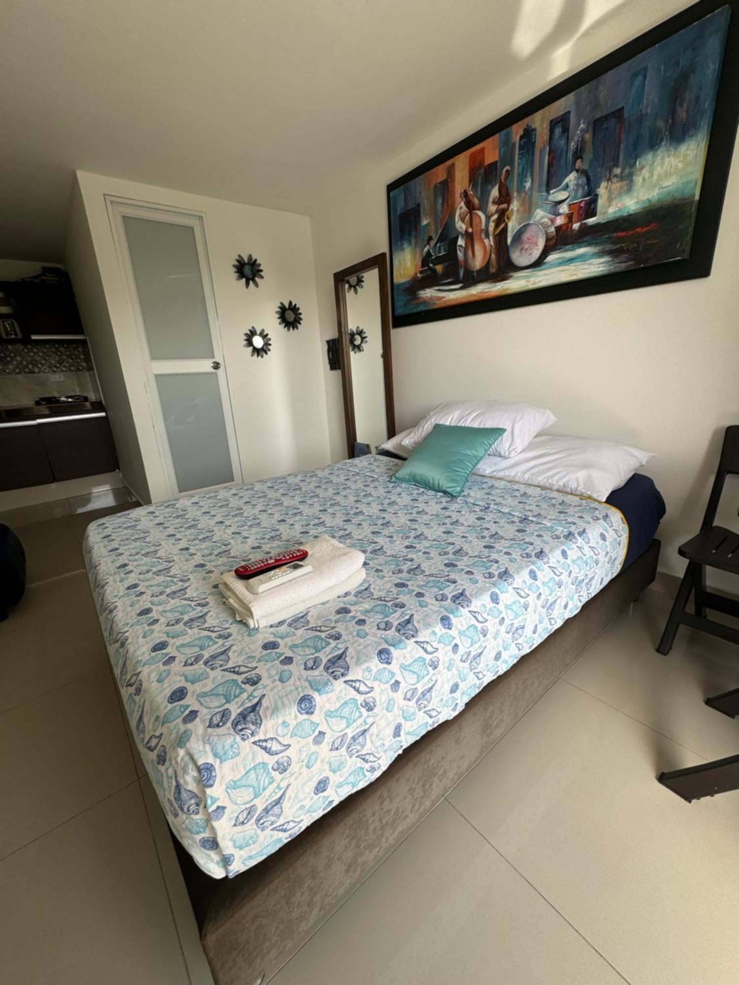 Sea Life Apartamentos En Via Principal Centro Y San Luis San Andrés Exterior foto