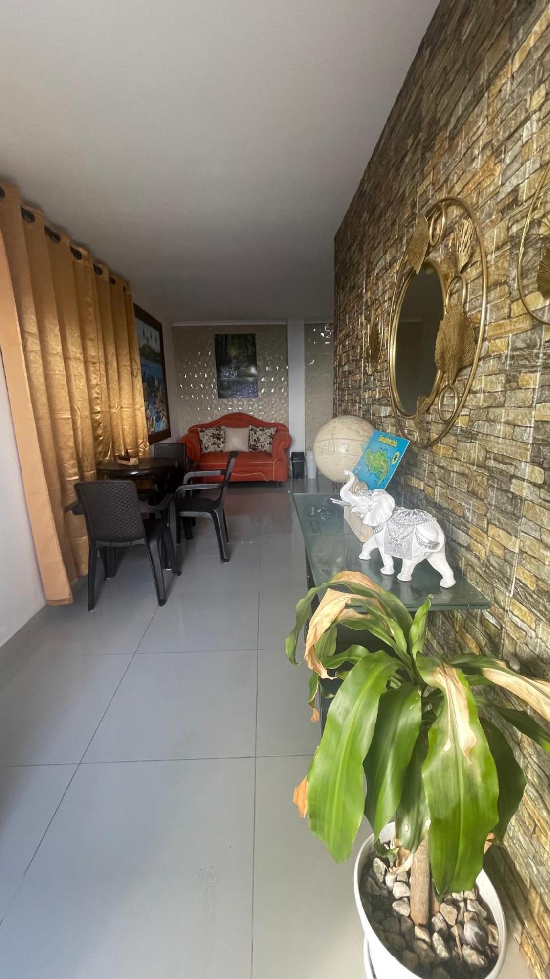 Sea Life Apartamentos En Via Principal Centro Y San Luis San Andrés Exterior foto