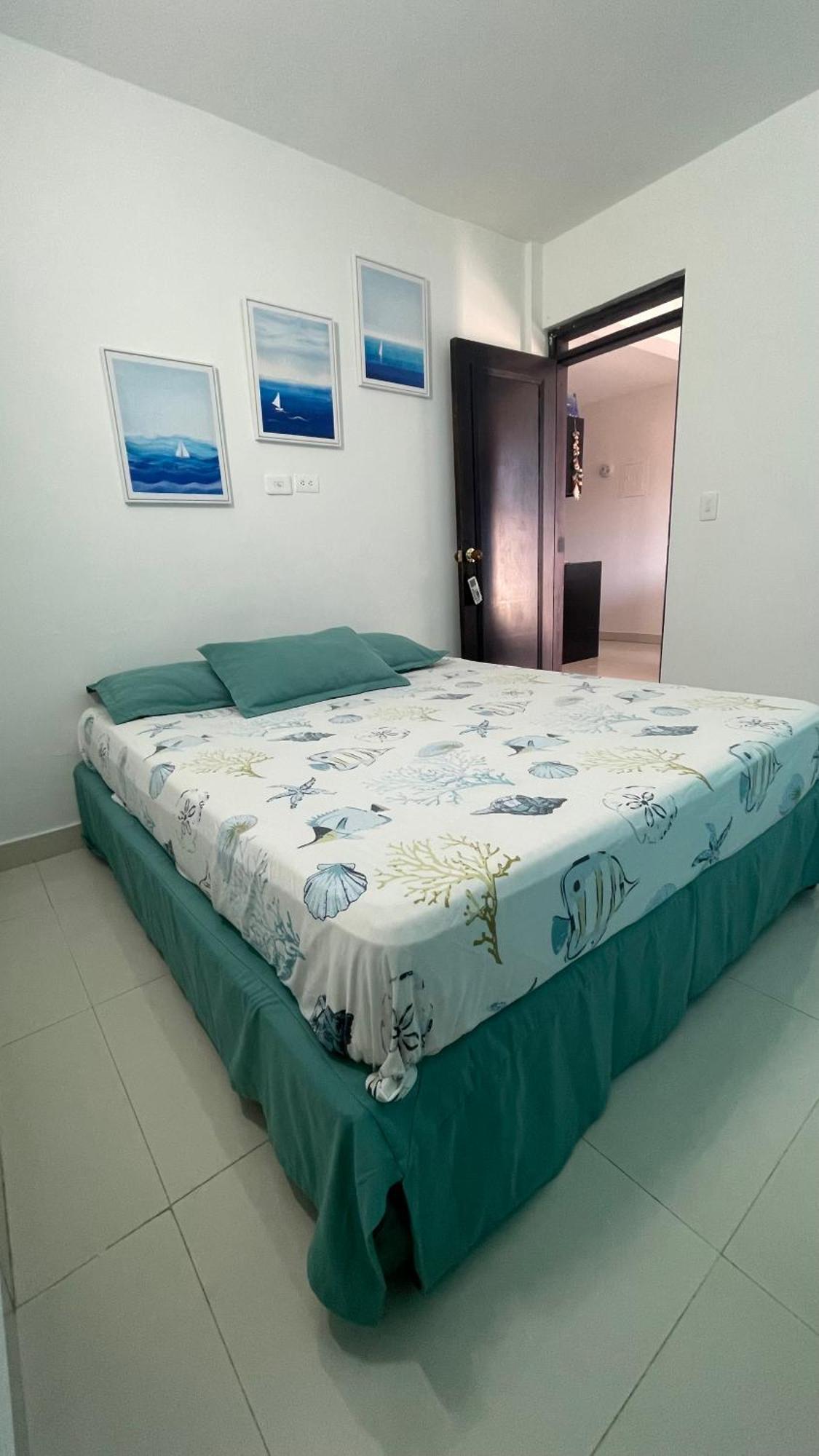 Sea Life Apartamentos En Via Principal Centro Y San Luis San Andrés Exterior foto